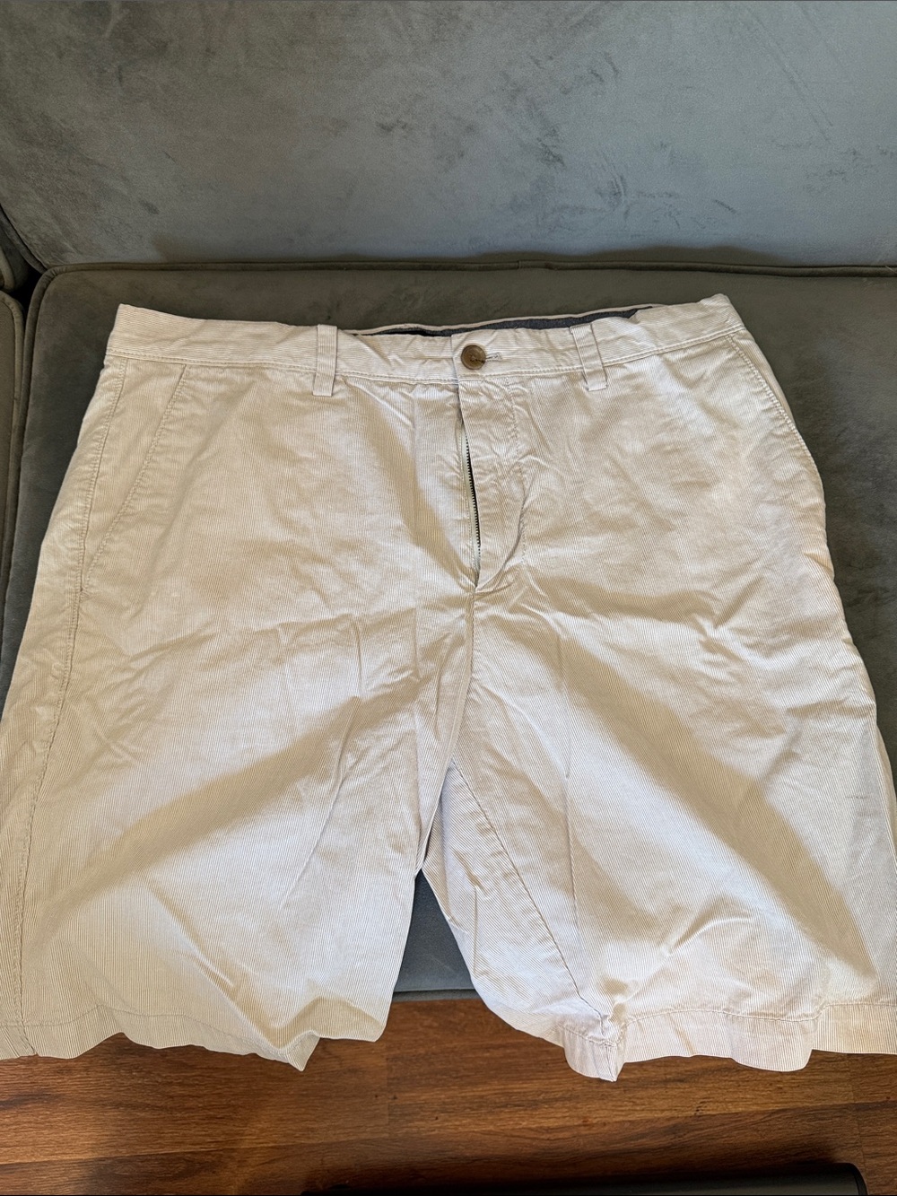 Banana Republic Men's Khaki Flat Front Shorts